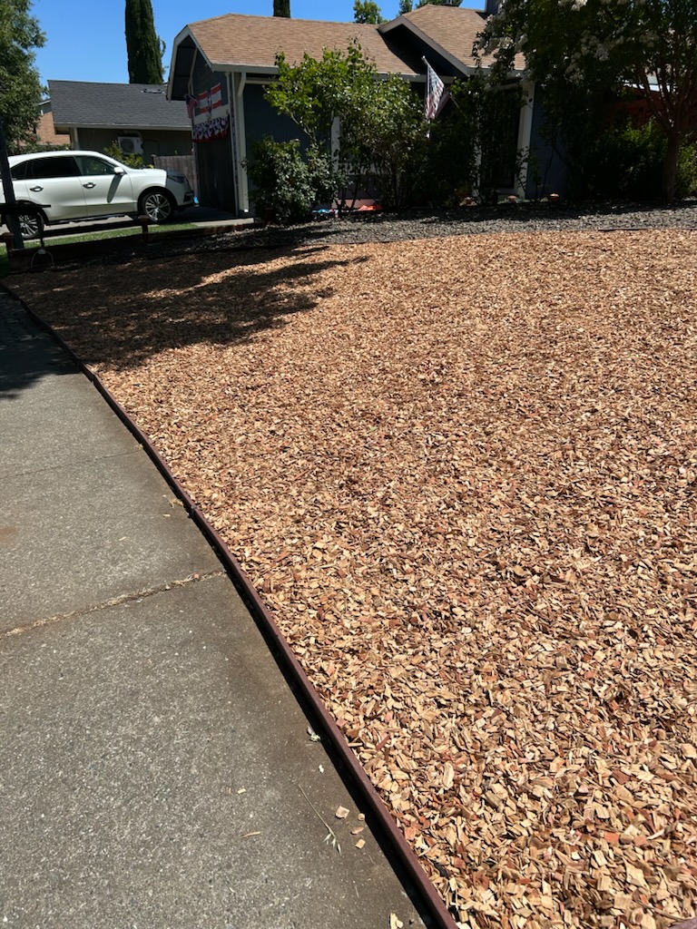Commercial and residential landscape maintenance services in Mendocino County